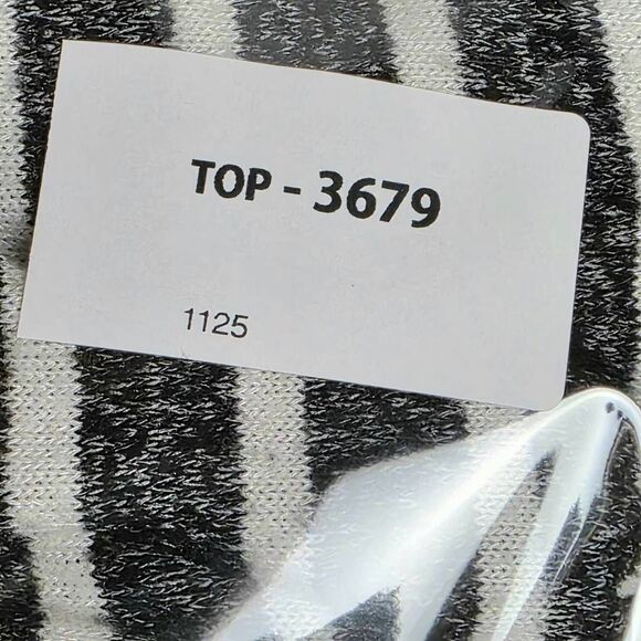 Maurices M Plaid Stripe Colorblock Long Sleeve Top - Picture 7 of 7